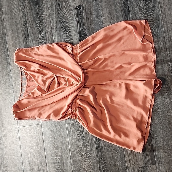 🦩 Forever 21+ detailed Romper 🦩 - Picture 5 of 5